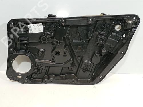 Used Front right window mechanism Front right window mechanism MERCEDES-BENZ A-CLASS (W176) A 180 CDI (176.007) (109 hp) 31585627 31585627
