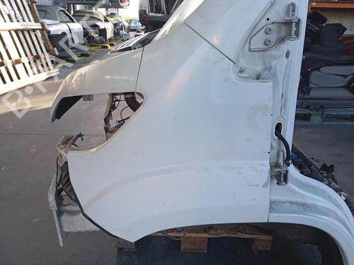 Forskærm venstre Forskærm venstre PEUGEOT BOXER Van 2.0 BlueHDi 130 (130 hp) 31629137 31629137