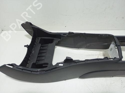 Armrest / Center console TOYOTA YARIS (_P13_) 1.5 Hybrid (NHP130_) | BP29312464I20 