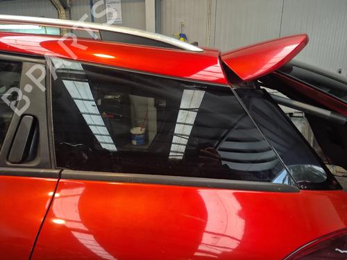 rear-left-quarter-glass-renault-clio-iv-grandtour-kh_-2012-2013-2014-2015-2016-2017-2018-2019-2020-2021-32023731 main image