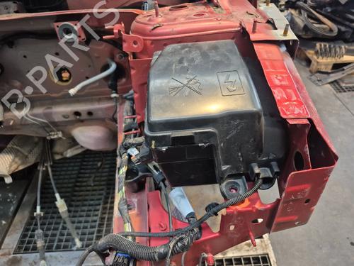 Used Fuse box Fuse box RENAULT CLIO IV Grandtour (KH_) 1.5 dCi 75 (75 hp) 32023746 32023746