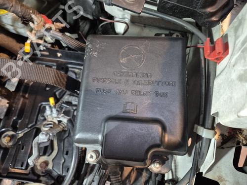 Fuse box OPEL COMBO Box Body/MPV (X12) 1.3 CDTI (B05) | BP32110670E1