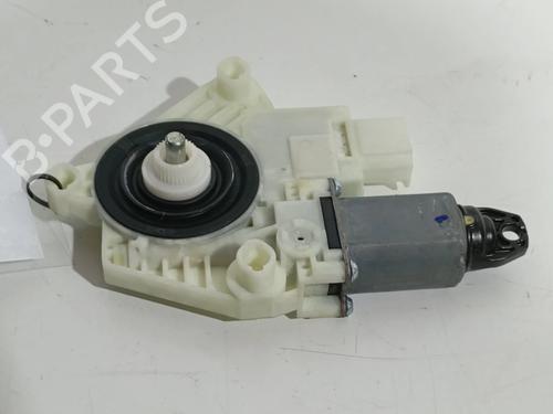 Right rear window motor BMW 5 Touring (G31) 530 d | BP32196727E22 - Image 2