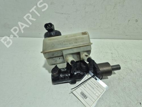 Used Brake master cylinder Brake master cylinder RENAULT LAGUNA I (B56_, 556_) 1.8 (B56A/B) (90 hp) 32193825 32193825