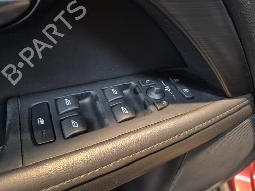 BP32236228I27 main image