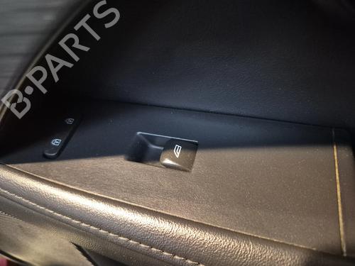 BP32236227I26 main image