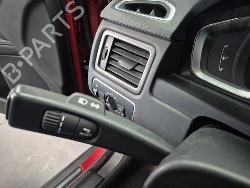 Commande de phare VOLVO XC70 II (136) D4 (181 hp) 32301895