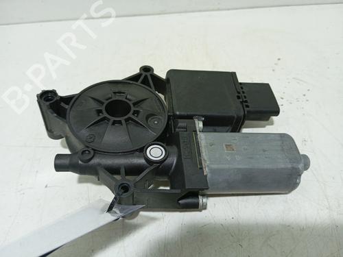 Used Left front window motor Left front window motor 32233155 32233155