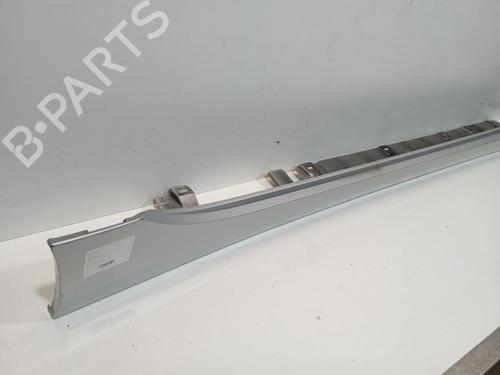 Used Right sideskirt Right sideskirt 32344249 32344249