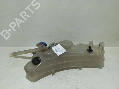 Used Windscreen washer tank Windscreen washer tank PORSCHE PANAMERA (970) 4.8 4S (400 hp) 32713532 32713532