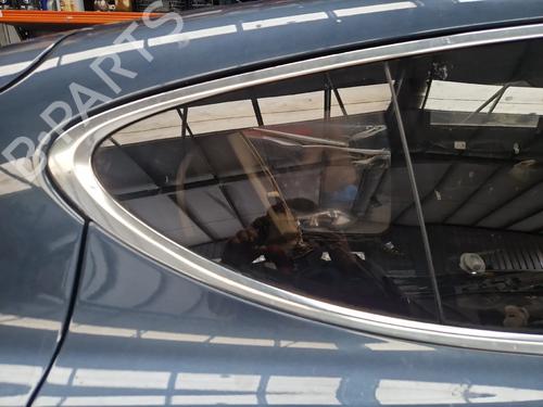 rear-right-door-window-porsche-panamera-970-2009-2010-2011-2012-2013-2014-2015-2016-2017-32868830 main image