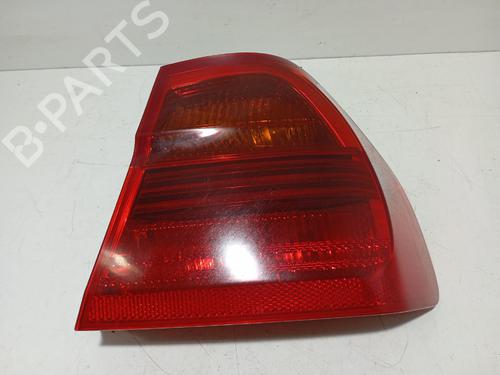 right-taillight-bmw-3-e90-2004-2005-2006-2007-2008-2009-2010-2011-2012-33128192 main image