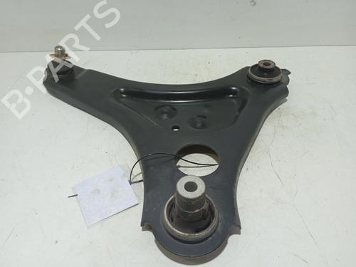 Used Right front suspension arm Right front suspension arm SMART FORFOUR Hatchback (453) electric drive / EQ (453.091) (56 hp) 26716790 26716790