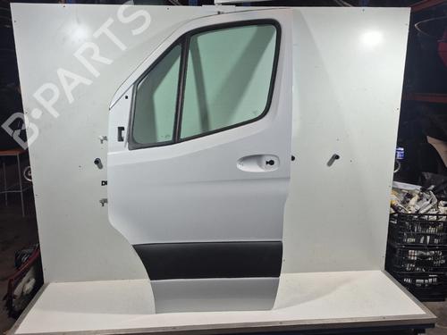 Used Left front door Left front door MERCEDES-BENZ SPRINTER 3-t Platform/Chassis (B910, B907) [2018-2026] 33275056 33275056