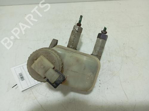 Used Brake master cylinder Brake master cylinder OPEL CORSA A Hatchback (S83) 1.2 i (F08, M08, F68, M68) (45 hp) 33322757 33322757