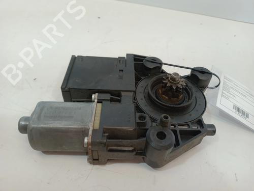 Used Right front window motor Right front window motor RENAULT MEGANE III Coupe (DZ0/1_) 1.5 dCi (DZ09, DZ0D, DZ1F, DZ1G, DZ14, DZ29) (110 hp) 33621820 33621820