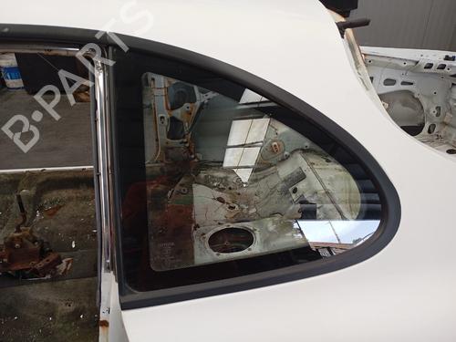 Used Rear left quarter glass Rear left quarter glass 33706123 33706123