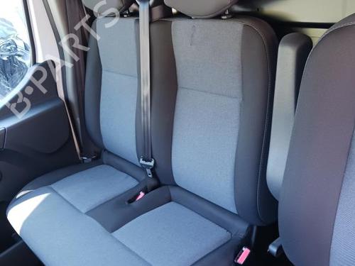 Used Right front seat Right front seat RENAULT MASTER III Van (FV) 2.3 dCi 165 RWD (FV0P, FV0U, FV10, FV12, FV1E) (163 hp) 33934418 33934418