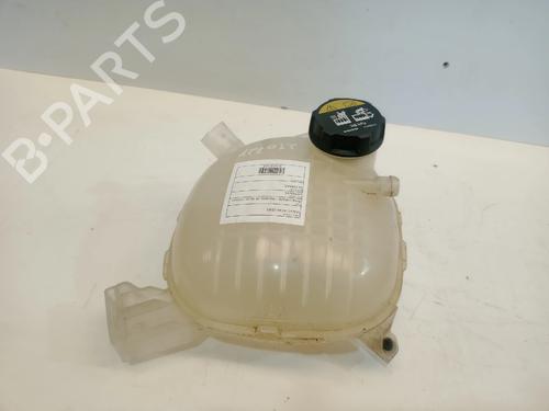 ekpansionstank-volvo-xc40-536-2017-29374767 main image