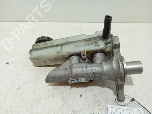 Used Brake master cylinder Brake master cylinder RENAULT MEGANE III Coupe (DZ0/1_) 1.5 dCi (DZ09, DZ0D, DZ1F, DZ1G, DZ14, DZ29) (110 hp) 34241614 34241614