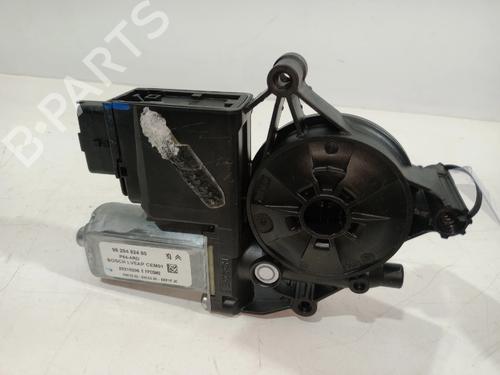 Used Right rear window motor Right rear window motor PEUGEOT 3008 II SUV (MC_, MR_, MJ_, M4_) [2016-2026] 34212776 34212776