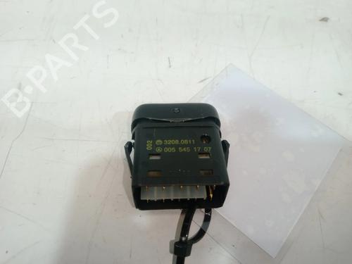 Used Switch Switch MERCEDES-BENZ SPRINTER 2-t Van (B901, B902) [1995-2006] 34524315 34524315