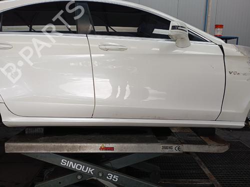 Used Right sideskirt Right sideskirt 35770375 35770375