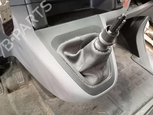 gear-lever-toyota-proace-van-mdz_-2016-35818912 main image