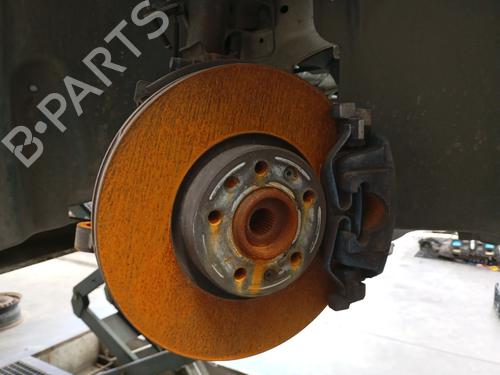 Used Right front steering knuckle Right front steering knuckle 35818898 35818898