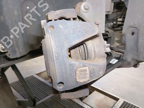 Used Right front brake caliper Right front brake caliper TOYOTA PROACE Van (MDZ_) 1.5 D4d (MDZ8) (102 hp) 35818887 35818887