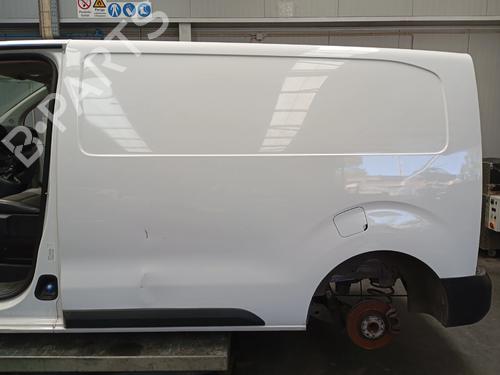 left-rear-fenders-toyota-proace-van-mdz_-2016-35818864 main image