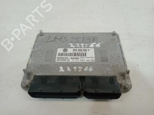 Used Engine control unit (ECU) Engine control unit (ECU) VW FOX Hatchback (5Z1, 5Z3, 5Z4) 1.2 (55 hp) 35818908 35818908