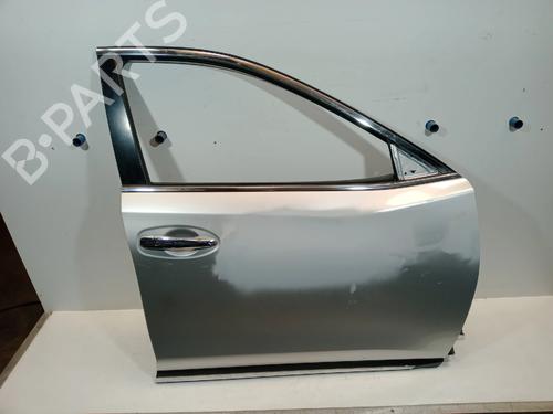 Used Right front door Right front door 31164707 31164707