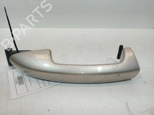 Used Front left exterior door handle Front left exterior door handle 33608881 33608881