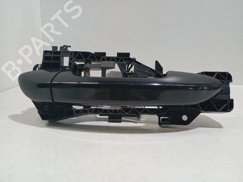 Used Front right exterior door handle Front right exterior door handle 33554984 33554984