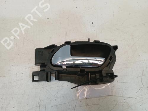 Used Front left interior door handle Front left interior door handle 33796329 33796329