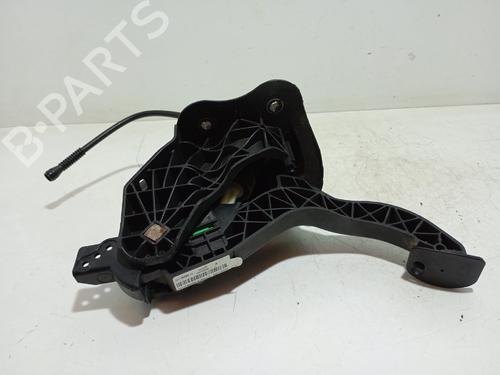 Used Clutch pedal Clutch pedal 37267826 37267826