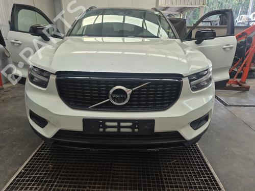 Used Full front Full front 39077951 39077951