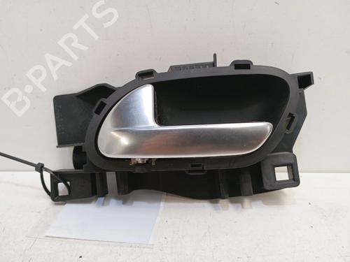 Used Front left interior door handle Front left interior door handle 37613602 37613602