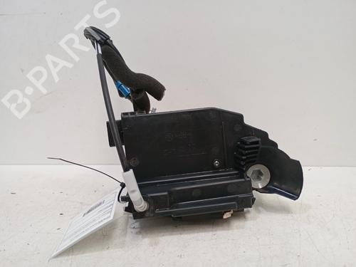 Used Front left lock Front left lock 37613658 37613658