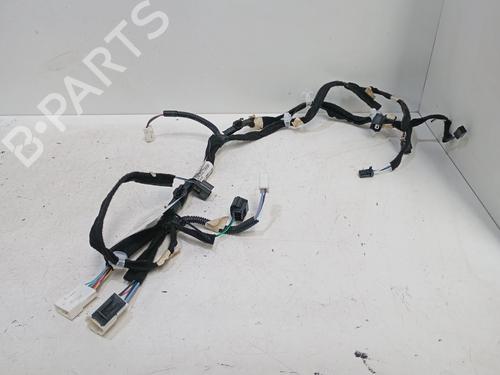Used Wiring harness Wiring harness 37613597 37613597
