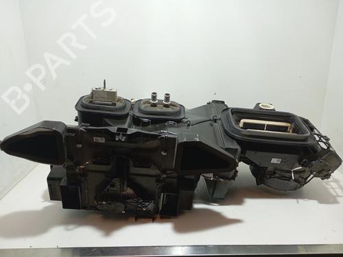 Used Heater matrix box Heater matrix box MERCEDES-BENZ VITO Tourer (W447) 116 CDI (447.701, 447.703, 447.705) (163 hp) 38013812 38013812