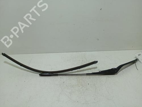 Used Front windshield wiper arm Front windshield wiper arm 38170311 38170311