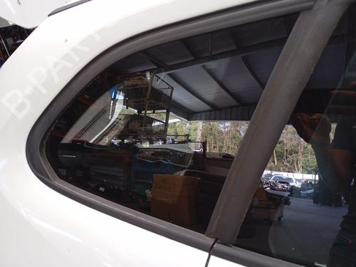 Panel rude bagtil højre Panel rude bagtil højre BMW X1 (E84) sDrive 16 d (116 hp) 38190959 38190959