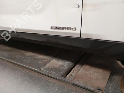 Højre sidekjole Højre sidekjole BMW X1 (E84) sDrive 16 d (116 hp) 38190968 38190968