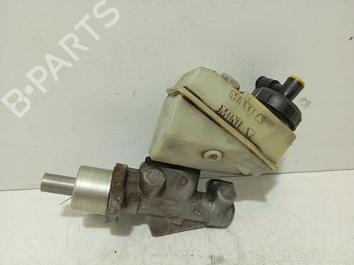 brake-master-cylinder-renault-clio-ii-hatchback-van-sb012_-1998-38233338 main image