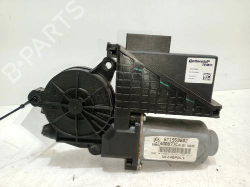Used Right front window motor Right front window motor 38409465 38409465