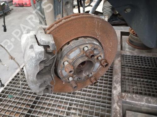 Used Left front steering knuckle Left front steering knuckle RENAULT MEGANE III Grandtour (KZ0/1) 1.5 dCi (KZ09, KZ0D, KZ1G, KZ29, KZ14, KZ1W, KZ10, KZ1F,... (110 hp) 38336946 38336946