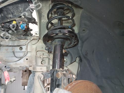 Used Left front shock absorber Left front shock absorber RENAULT MEGANE III Grandtour (KZ0/1) 1.5 dCi (KZ09, KZ0D, KZ1G, KZ29, KZ14, KZ1W, KZ10, KZ1F,... (110 hp) 38336939 38336939