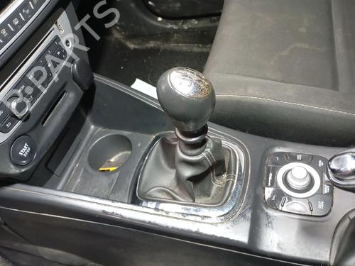 Selector da caixa Selector da caixa RENAULT MEGANE III Grandtour (KZ0/1) 1.5 dCi (KZ09, KZ0D, KZ1G, KZ29, KZ14, KZ1W, KZ10, KZ1F,... (110 hp) 38336929 38336929